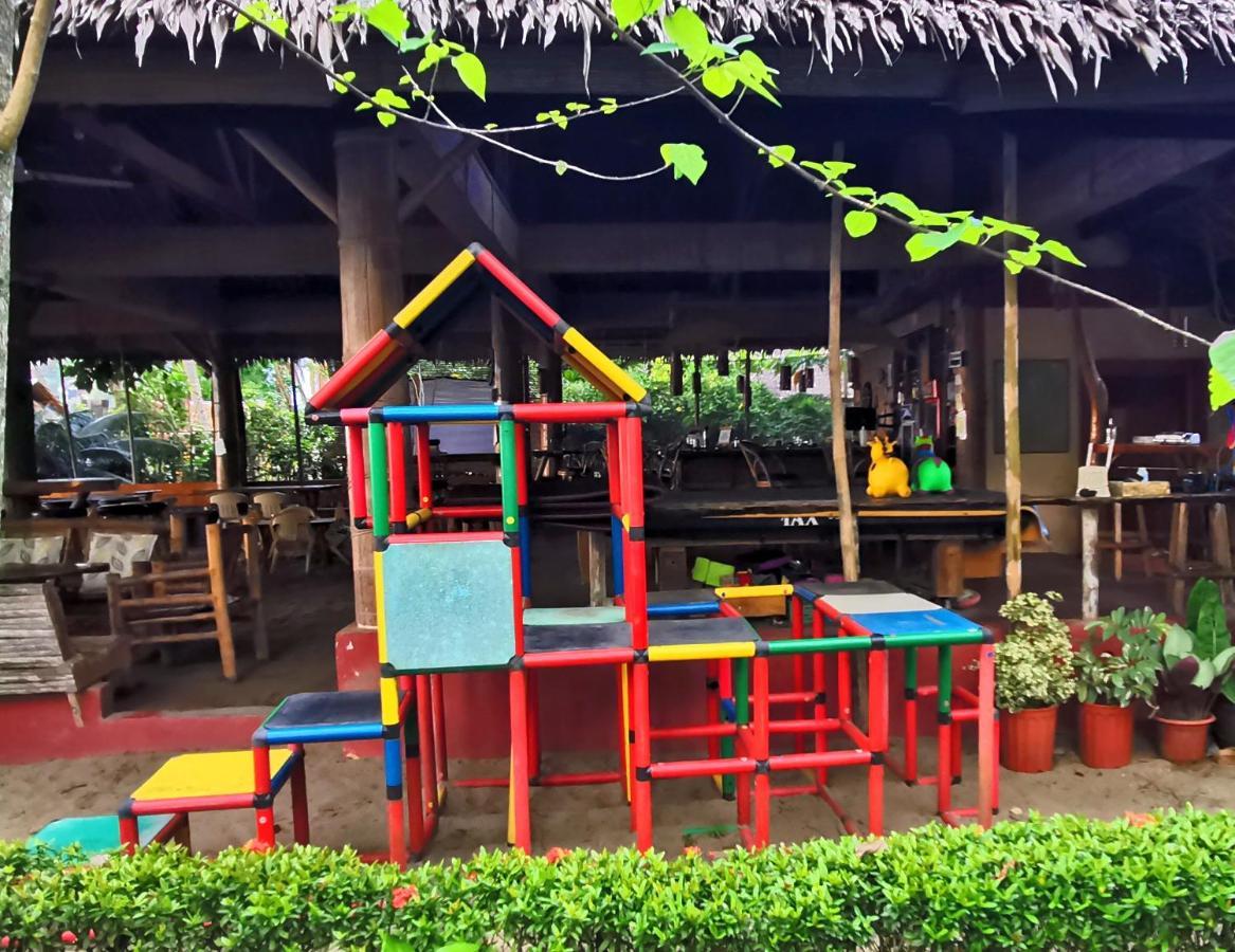 Sulu Sunset Beach Resort Nauhang Экстерьер фото