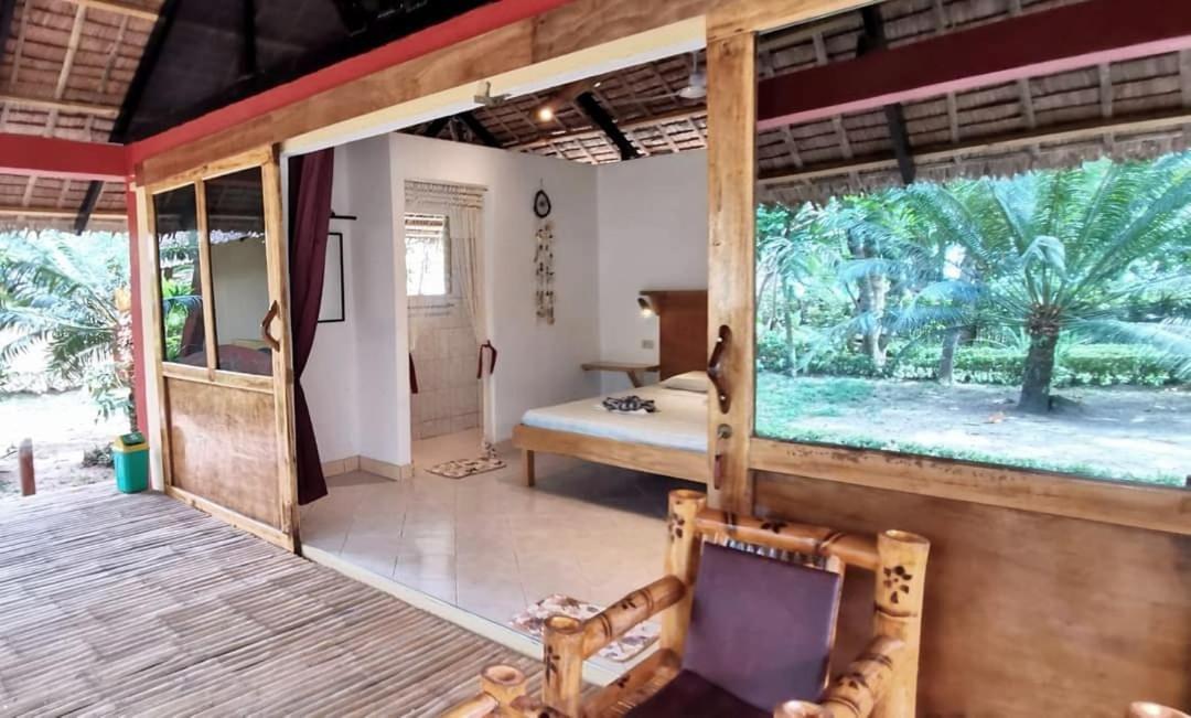 Sulu Sunset Beach Resort Nauhang Экстерьер фото